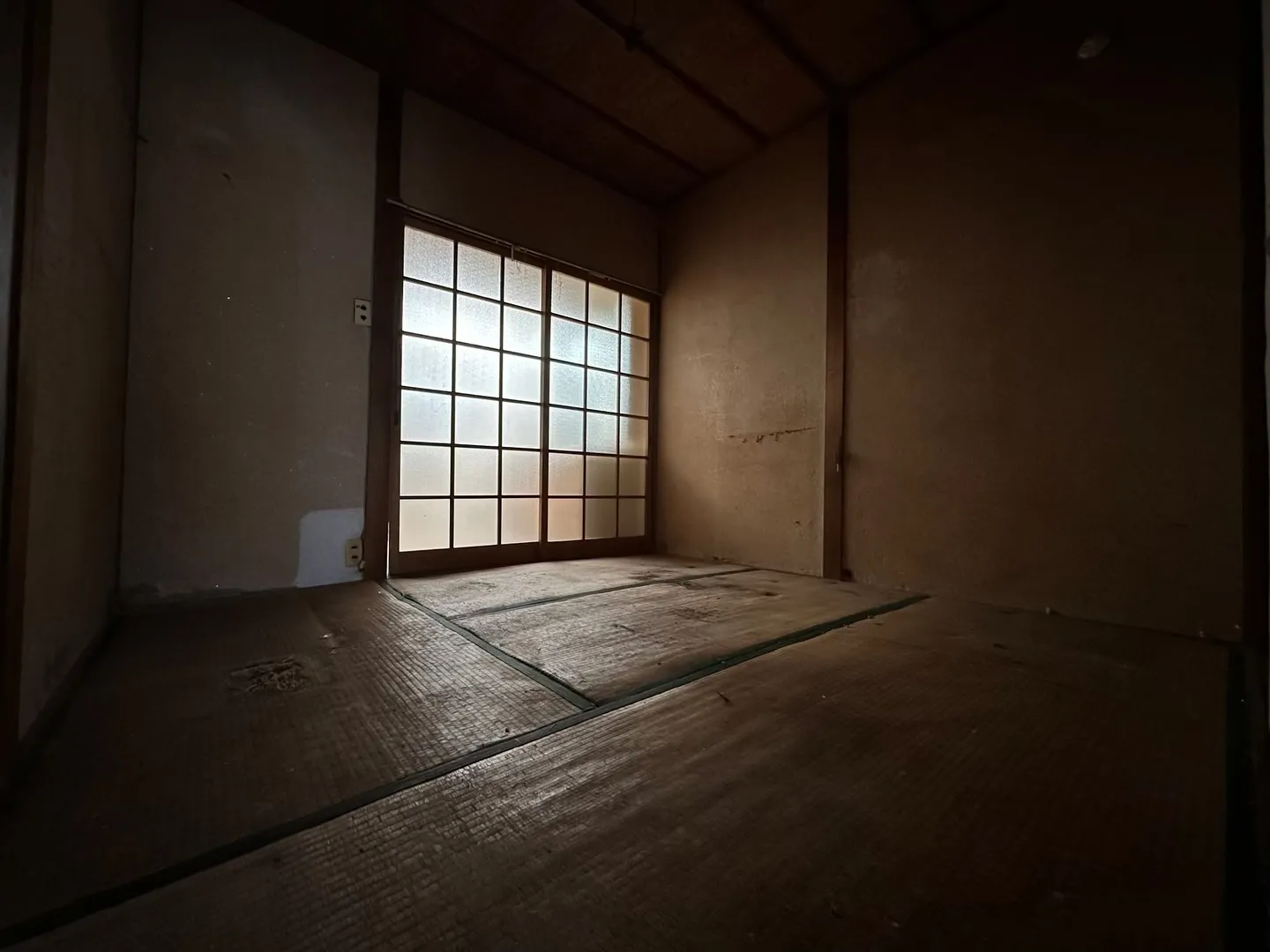 「🏠120万円で買える!? 大阪のレトロテラスハウス」または...