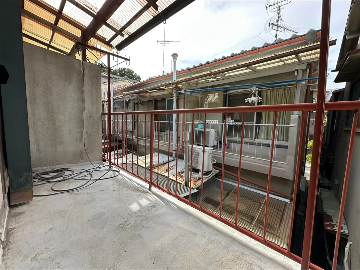 「🏠120万円で買える!? 大阪のレトロテラスハウス」または...