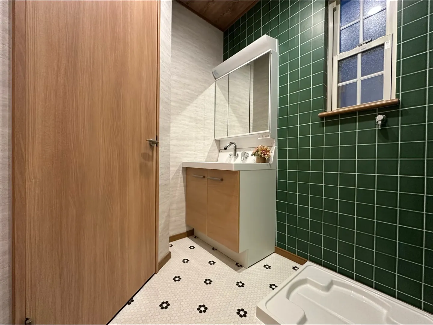 【駅9分×フルリフォーム済】1880万円｜駐車場付き3LDK