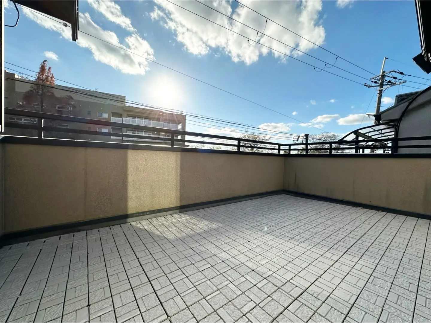 車2台止められる、広い4LDKのお家です🏠