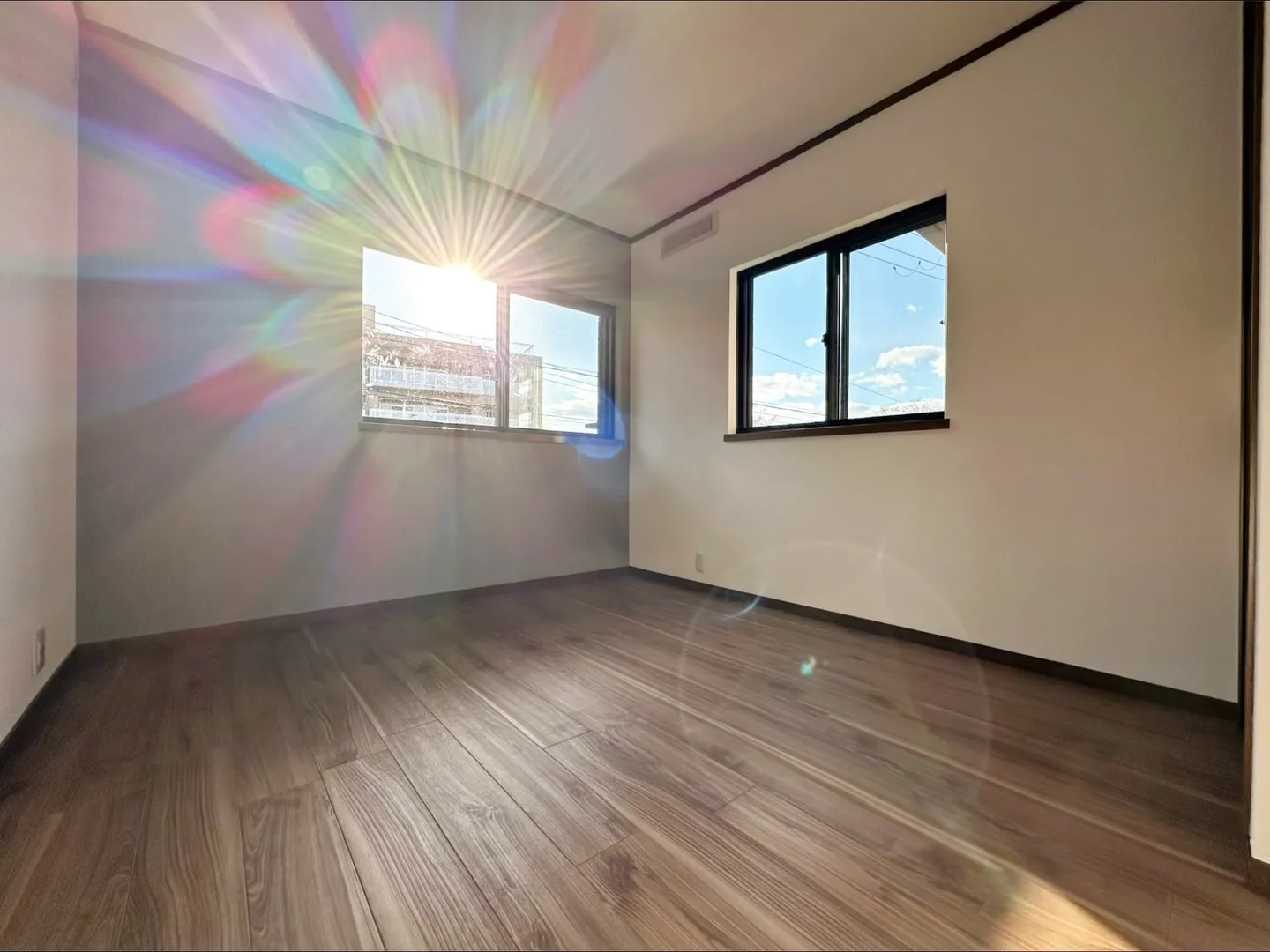 車2台止められる、広い4LDKのお家です🏠