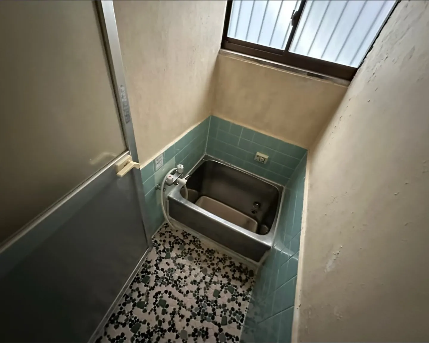 【880万円|守口市のレトロ戸建】