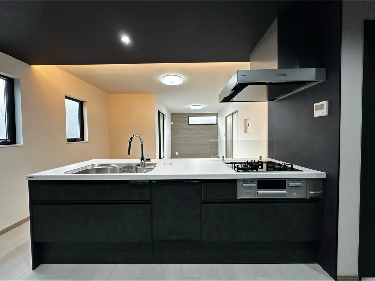 駅徒歩7分でこの価格…正直...