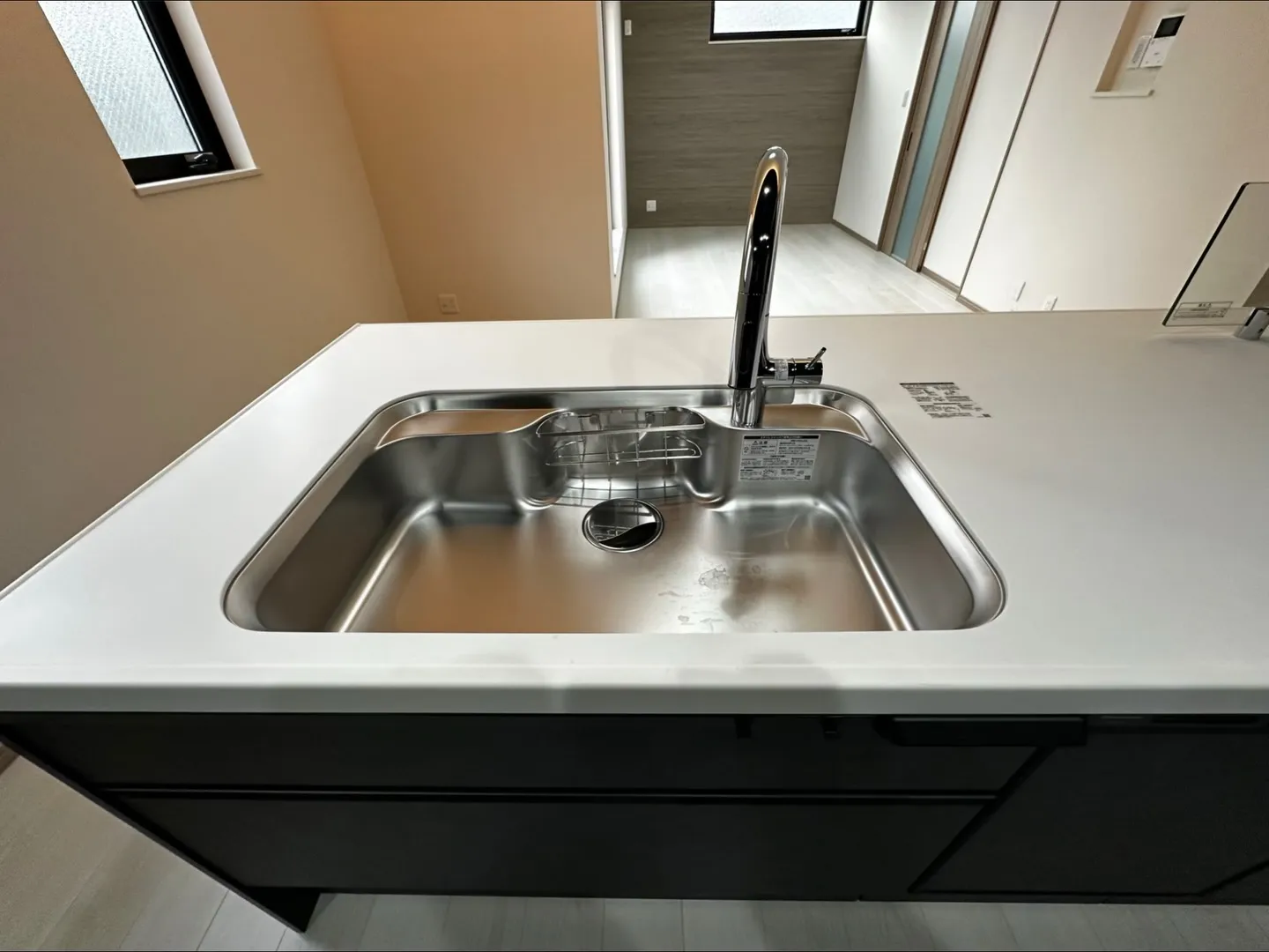 駅徒歩7分でこの価格…正直...