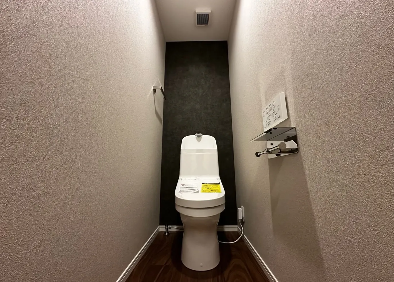 「荒本｜フルリノベ×ガレージ付 3階建て邸