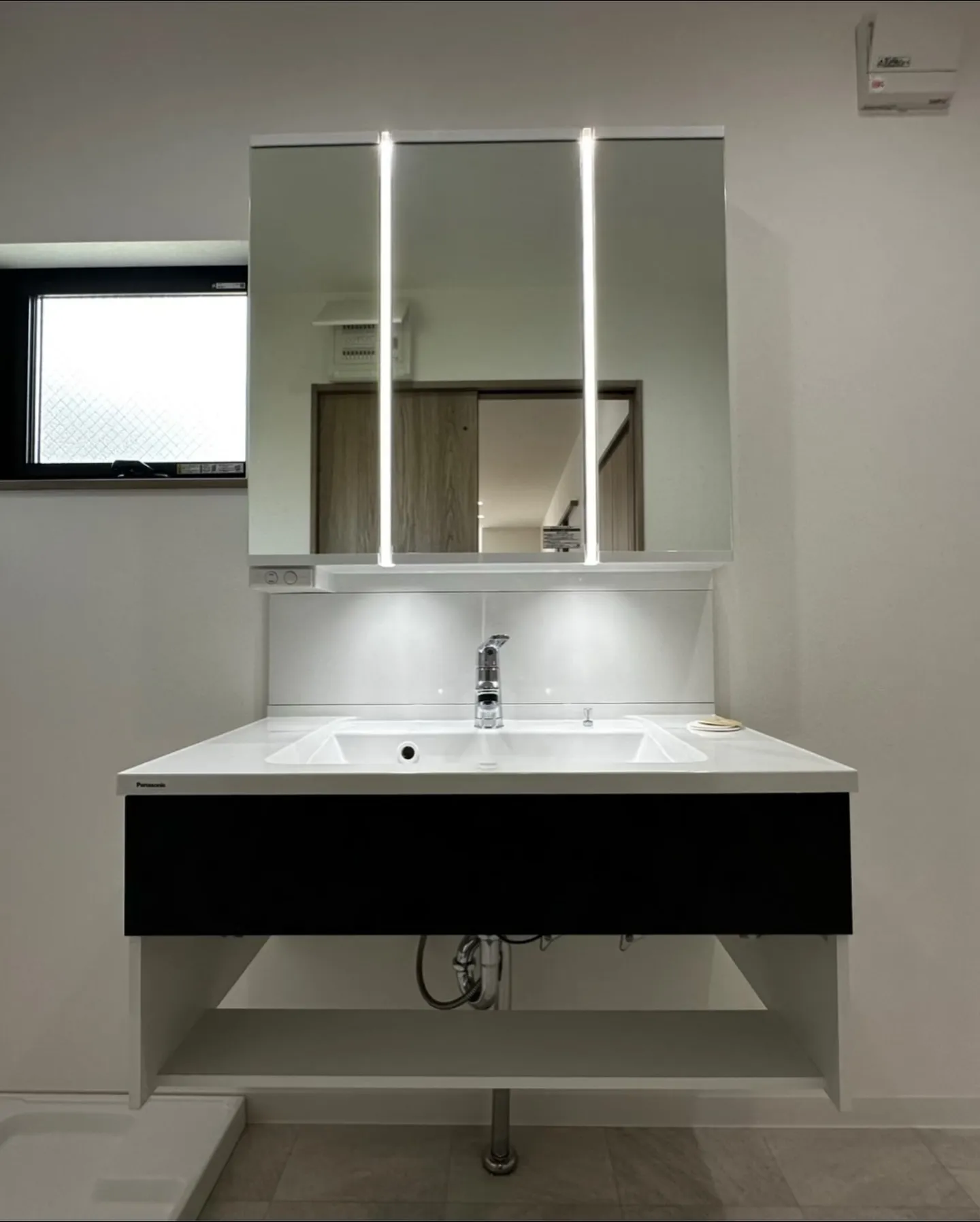 駐車2台OK🚗✨黒が映える新築戸建